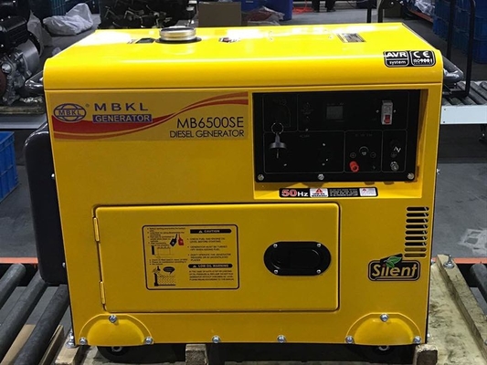 Ein guter Preis. Yuchai 50Hz 60Hz 600KW 1080A leise Dieselgenerator-Sets Online