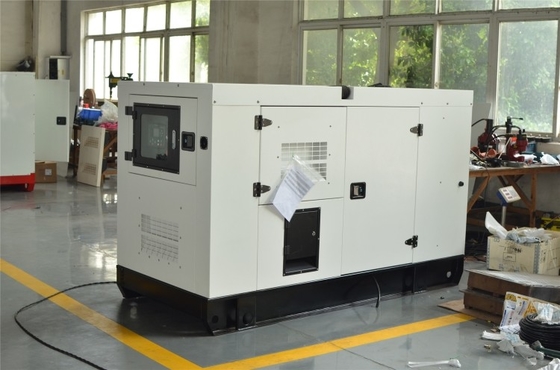 Ein guter Preis. 50/60HZ Schalldichtes Cummins Dieselgenerator Set zum Laden in der Fabrik Online